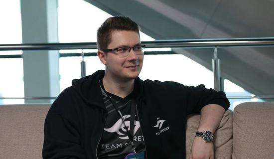 全面表现 全面表现