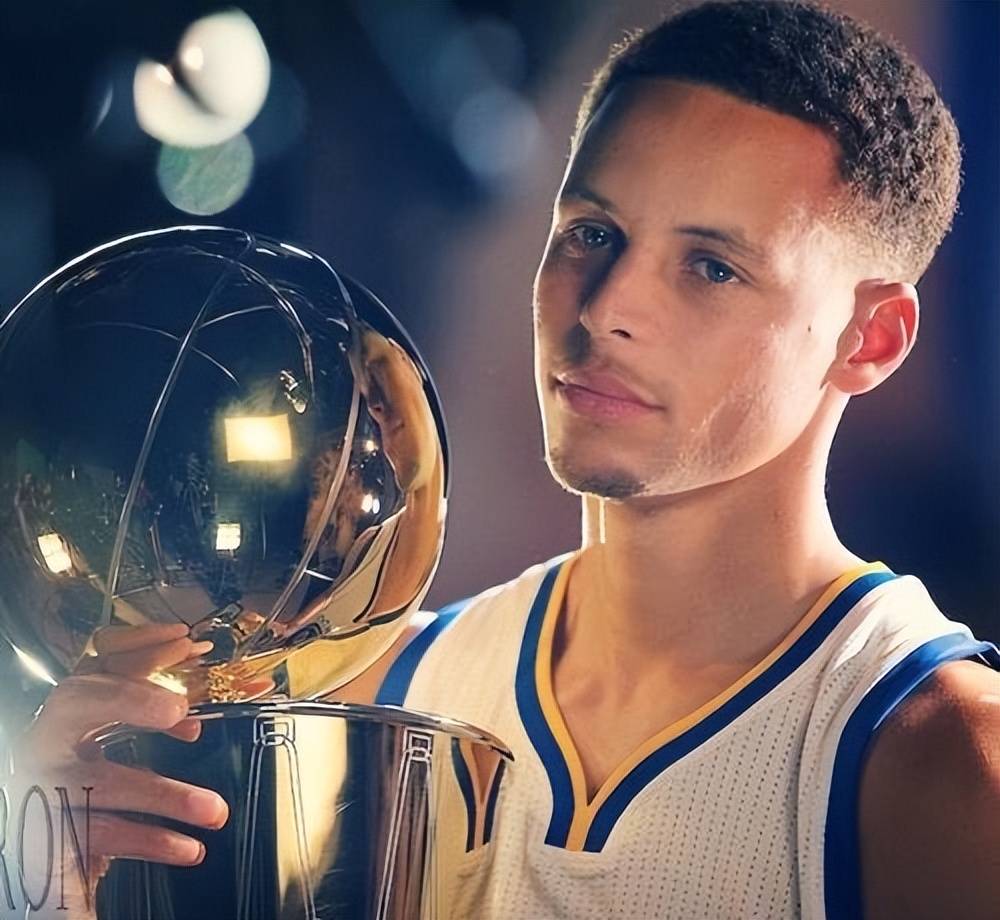 赛场内气氛 赛场内气氛