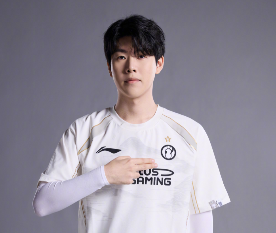 不该轻言放 不该轻言放