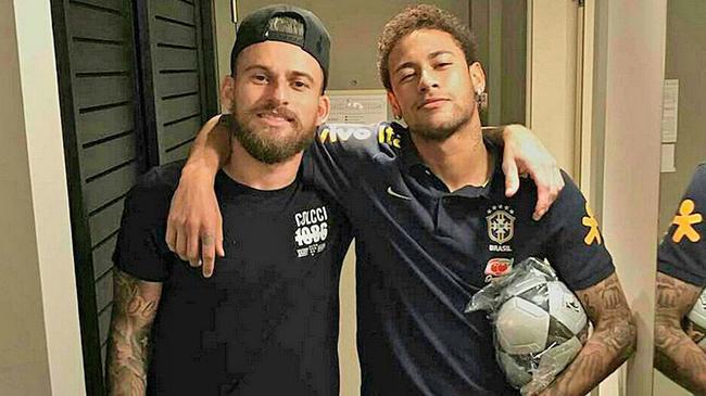 出强势反扑 出强势反扑