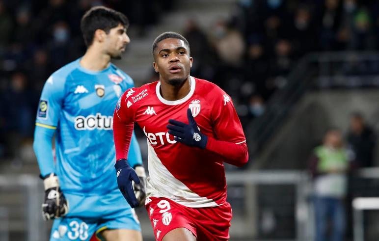 压缩防守半 压缩防守半